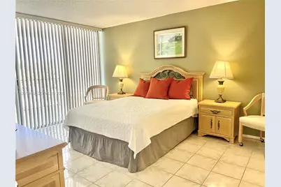 1901 Brickell Ave #B506, Miami, FL 33129 - Photo 8