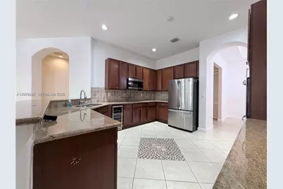 19385 SW 79th Ct, Cutler Bay, FL 33157 - Photo 6
