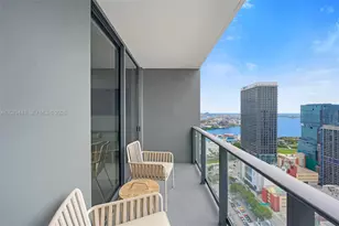 159 NE 6th St, Miami, FL 33132 - Photo 10