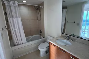 50 Biscayne Blvd, Miami, FL 33132 - Photo 8