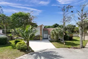 8350 NW 15th Ct, Coral Springs, FL 33071 - Photo 2