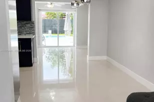 19200 NW 51st Ave, Miami Gardens, FL 33055 - Photo 12