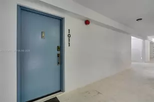 101 Ocean Ln Dr, Key Biscayne, FL 33149 - Photo 2