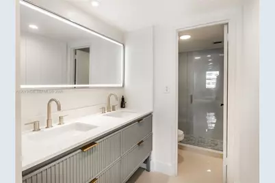 5701 Collins Ave #307, Miami Beach, FL 33140 - Photo 12