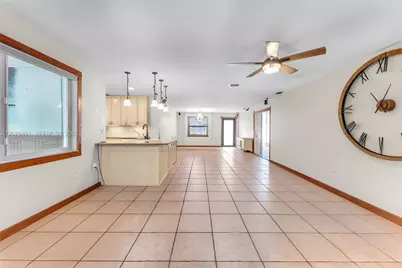 32205 SW 199th Ct, Homestead, FL 33030 - Photo 8