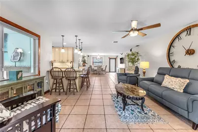 32205 SW 199th Ct, Homestead, FL 33030 - Photo 10