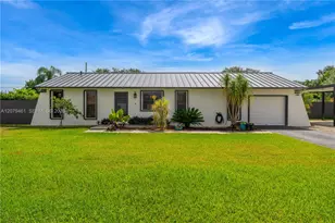 32205 SW 199th Ct, Homestead, FL 33030 - Photo 1