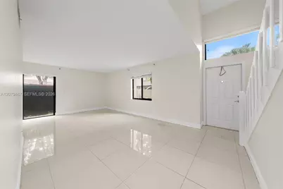 10629 SW 113th Pl #89B, Miami, FL 33176 - Photo 2