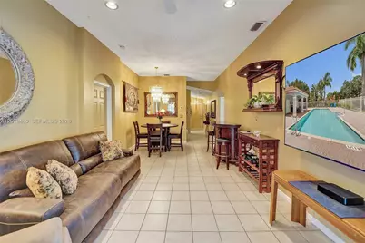 774 SW 120th Ave, Pembroke Pines, FL 33025 - Photo 20