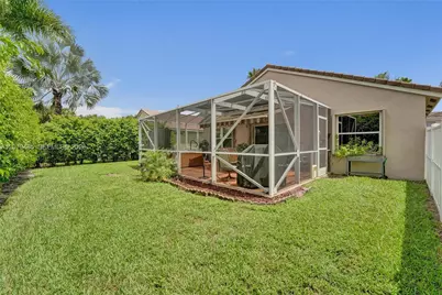 774 SW 120th Ave, Pembroke Pines, FL 33025 - Photo 42