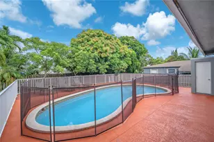 628 SW 4th St, Hallandale Beach, FL 33009 - Photo 30