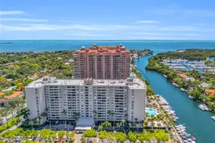 90 Edgewater Dr, Coral Gables, FL 33133 - Photo 16