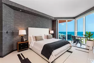 300 South Pointe Dr, Miami Beach, FL 33139 - Photo 22