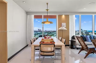 300 South Pointe Dr, Miami Beach, FL 33139 - Photo 12