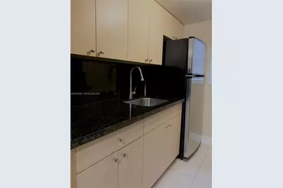 10901 N Kendall Dr #207, Miami, FL 33176 - Photo 8