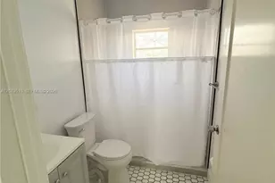1154 NW 34th Ave, Miami, FL 33125 - Photo 12