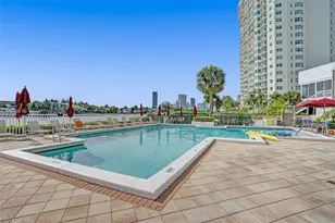 20281 E Country Club Dr, Aventura, FL 33180 - Photo 46