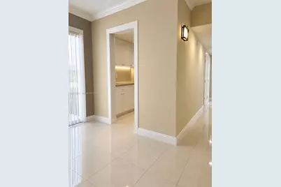 2138 SW 6th St #403, Miami, FL 33135 - Photo 6