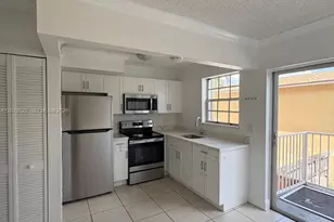 7510 SW 152nd Ave, Miami, FL 33193 - Photo 6