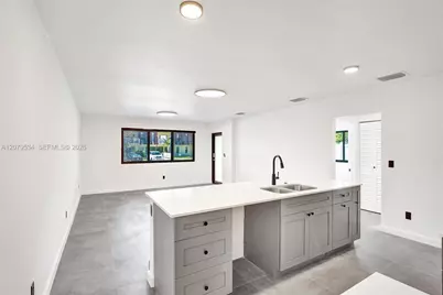 2255 NE 173rd St #0, North Miami Beach, FL 33160 - Photo 4