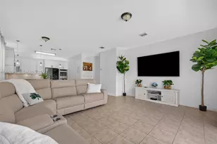 18051 SW 41st St, Miramar, FL 33029 - Photo 12