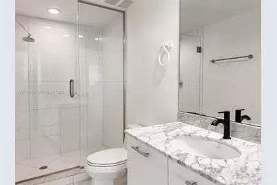55 SE 6th St #1510, Miami, FL 33131 - Photo 14