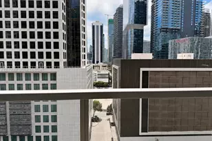 55 SE 6th St, Miami, FL 33131 - Photo 18