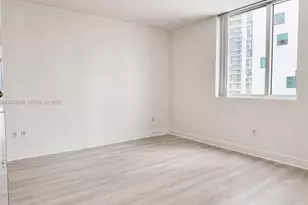 55 SE 6th St, Miami, FL 33131 - Photo 14