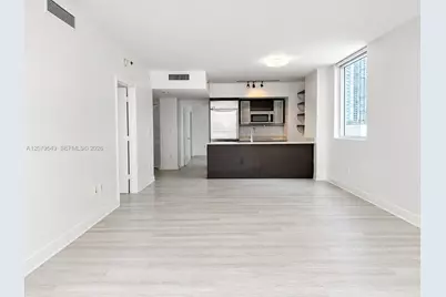 55 SE 6th St #1510, Miami, FL 33131 - Photo 2