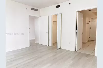 55 SE 6th St #1510, Miami, FL 33131 - Photo 12