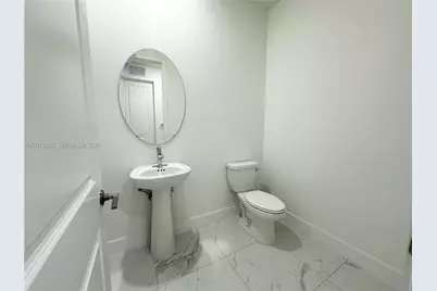 12273 SW 44th St, Davie, FL 33330 - Photo 4
