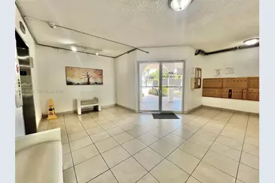 6300 S Falls Cir Dr #408, Lauderhill, FL 33319 - Photo 4