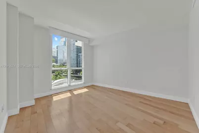 901 Brickell Key Blvd #609, Miami, FL 33131 - Photo 8