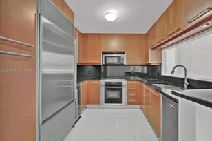 901 Brickell Key Blvd, Miami, FL 33131 - Photo 10