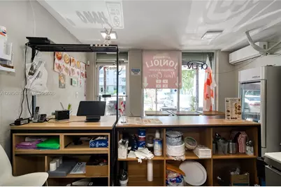 17010 W Dixie Hwy, North Miami Beach, FL 33160 - Photo 12