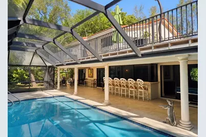 737 NW 4th St, Boca Raton, FL 33486 - Photo 2
