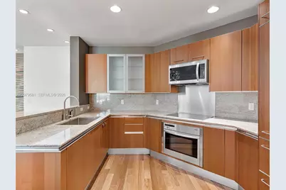 2627 S Bayshore Dr #2106, Miami, FL 33133 - Photo 8