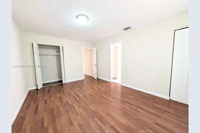 58 SW 14th Ter, Homestead, FL 33030 - Photo 4