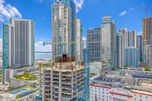 20 NE 11th St, Miami, FL 33132 - Photo 28