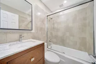 4051 NE 13th Ave, Oakland Park, FL 33334 - Photo 10