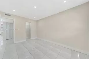 4051 NE 13th Ave, Oakland Park, FL 33334 - Photo 16