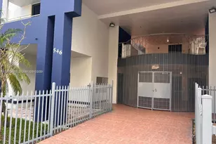 546 SW 1st St, Miami, FL 33130 - Photo 10