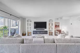 17800 Atlantic Blvd, Sunny Isles Beach, FL 33160 - Photo 4
