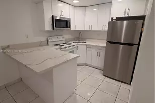 4715 NW 7th St, Miami, FL 33126 - Photo 2