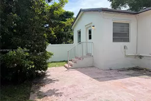 2725 SW 82nd Ave, Miami, FL 33155 - Photo 2