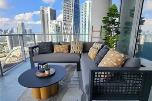 851 NE 1st Ave, Miami, FL 33132 - Photo 16