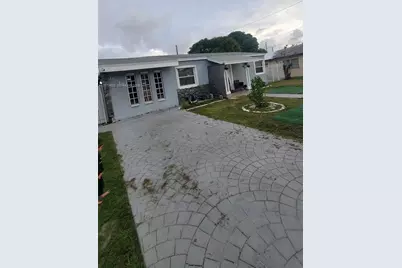 6847 SW 13th St, Miami, FL 33144 - Photo 2