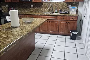 6847 SW 13th St, Miami, FL 33144 - Photo 6
