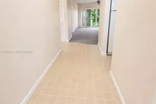 1035 Country Club Dr, Margate, FL 33063 - Photo 4