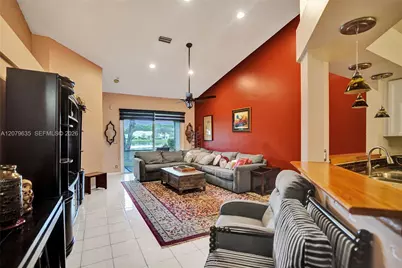 9130 Vineland Ct #D, Boca Raton, FL 33496 - Photo 16